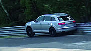 Заряженный Audi SQ7 не выдержал испытаний Нюрбургрингом